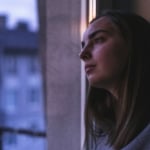 „Jókislányként kellett viselkednem” – Nálatok mi volt a családi béke ára?