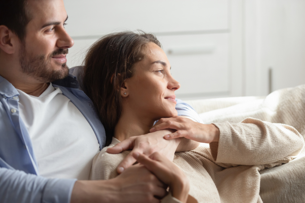 3 jel, hogy a partnered nem introvertált, hanem érzelmileg teljesen elérhetetlen