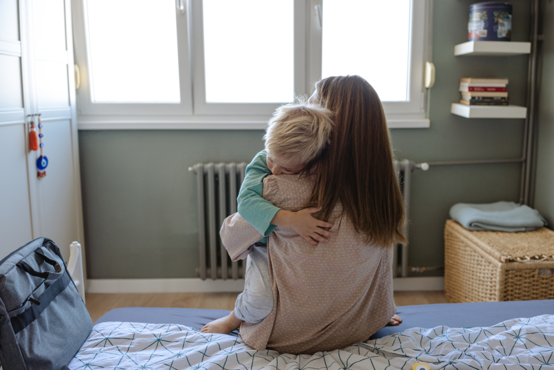 Milliós biznisz az anyák kárára – Erről szól a ‘mom guilt’ iparága