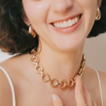 Feldobnád a szettedet? 5 nyaklánc-trend, ami új szintre emeli az alapdarabokat is
