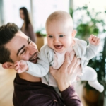 „Amikor apuka pelust cserél, akkor egy Isten” – 10 dolog, amiért csak az apák kapnak elismerést