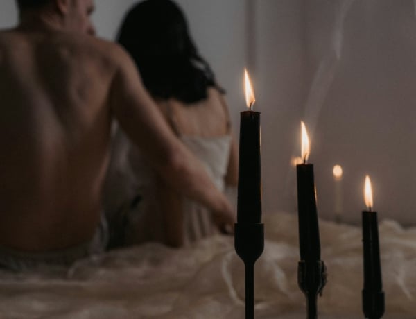„Már az sem elég neki, ha…” – Így tolja ki a pornó az ingerküszöböt
