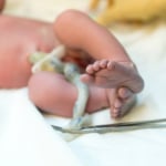 10 év egyetlen csekken: amikor a lányod születésnapján egy hivatalos levél kérdezi meg tőled, hogy mi legyen a jövővel