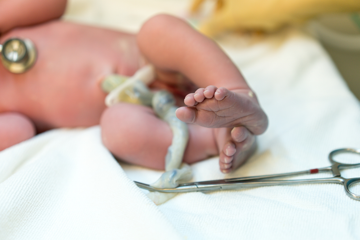 10 év egyetlen csekken: amikor a lányod születésnapján egy hivatalos levél kérdezi meg tőled, hogy mi legyen a jövővel