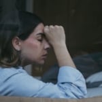 „Elutaztam volna egy hétvégére a csajokkal, de a férjem képtelen volt megugrani a feladatokat” – A feleség nem válni akar, hanem visszakapni egy kicsit az életéből