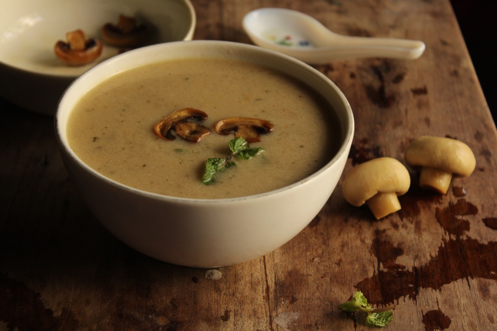 Melengető gombaleves hűvös őszi estékre – Recept